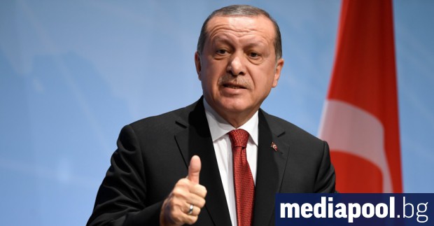 Турският президент Реджеп Тайип Ердоган е на историческо посещение в