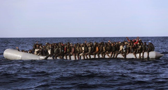 Около 1500 мигранти са спасени през последните три дни в Средиземно море