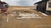 Още 50 незаконни магазина са премахнати от "плажа на Маджо" в Слънчев бряг