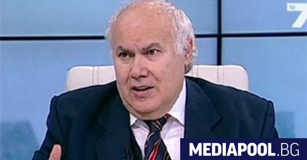 В нощта срещу вторник е починал Костадин Чакъров член