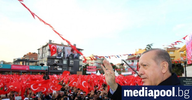 Турция ще открие посолство в Източен Ерусалим. Това обяви в