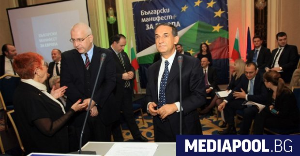 Правата на българските граждани във Великобритания да станат абсолютен и