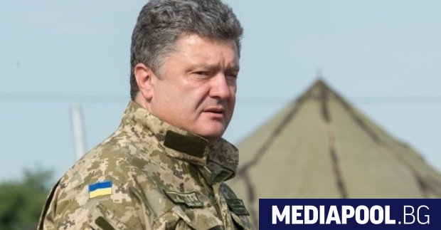 Украинският президент Петро Порошенко Този месец Киев се превърна в