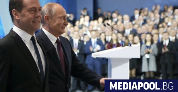 Управляващата в Русия партия подкрепи официално кандидатурата на президента Владимир
