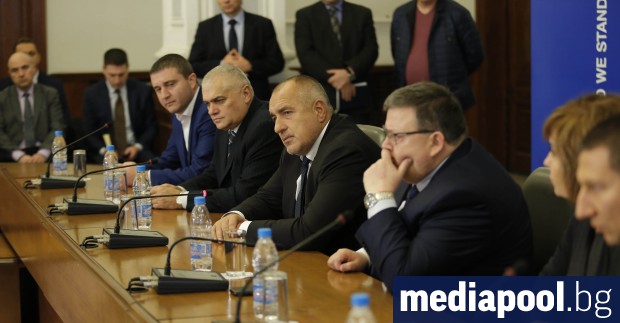 Премиерът Бойко Борисов се закани държавата да отмъсти на стрелците