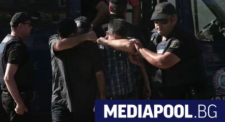 Гръцки съд временно замрази убежището предоставено на турски военен избягал