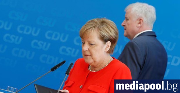 Ангела Меркел и Хорст Зеехофер Лидерите на баварската консервативна партия