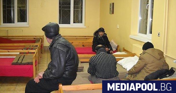 В Центъра за кризисно настаняване на бездомни хора в столицата