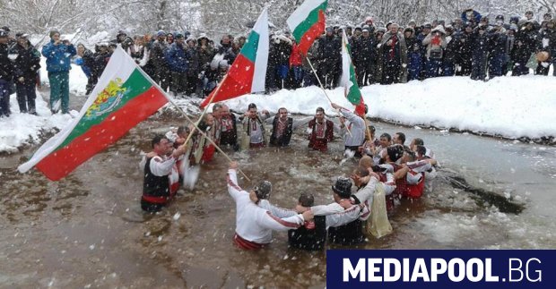 Около 150 хиляди българи празнуват в събота своя имен ден