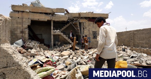 Най малко 30 души са убити в столицата на Йемен Сана