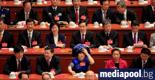 Китайската комунистическа партия ще обсъди следващия месец поправки в конституцията