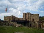 Рушат се зидовете на историческата крепост "Царевец" във Велико Търново