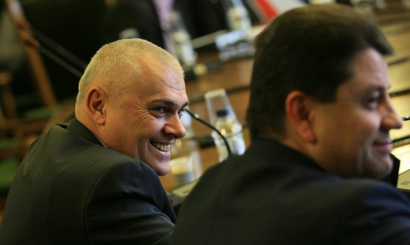 Валентин Радев и заместникът му Красимир Ципов във вътрешната комисия. Снимка: БГНЕС