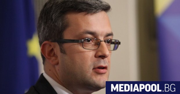 Тома Биков Снимка БГНЕС Ако президентът желае политическа криза в