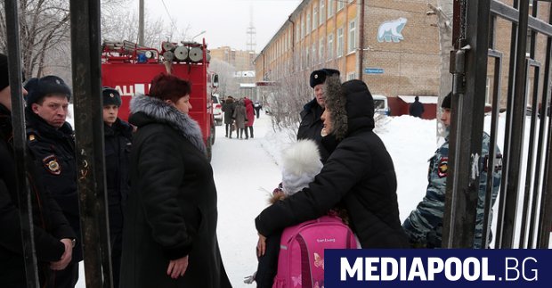 Петнайсет души са били ранени днес при сбиване с ножове
