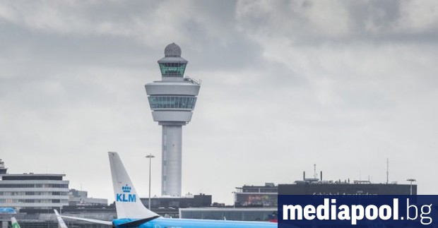 Летище Схипхол затвори заради тежките метеорологични условия Амстердамското летище Схипхол