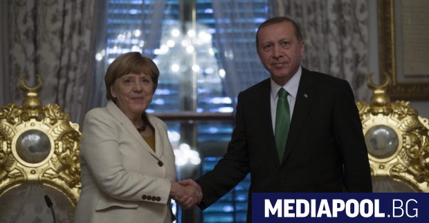 Турският президент Реджеп Тайип Ердоган иска лична среща с германския канцлер Ангела Меркел