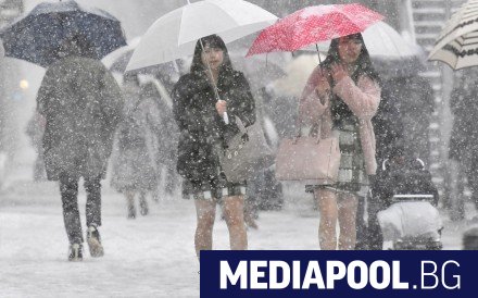 Най малко 1900 души бяха принудени да прекарат нощта във