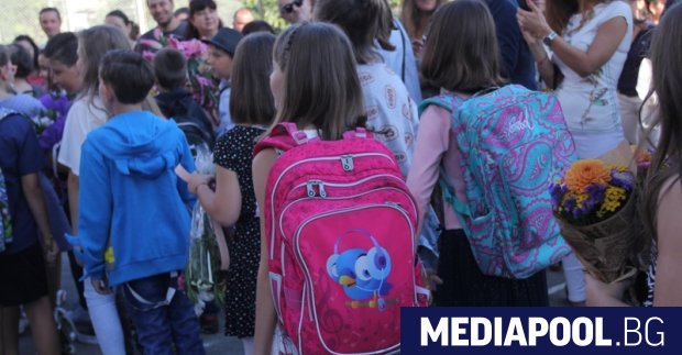 Нови правила за прием на първокласниците предлага Столичната община Отпадат