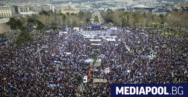 Хиляди гърци протестираха в Солун срещу използването на името Македония