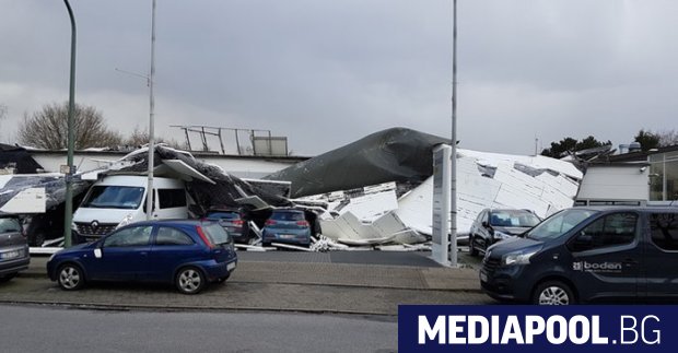 Летище Схипхол затвори заради тежките метеорологични условия Холандия и северозападната