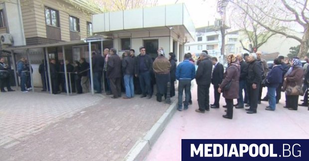 Кадър от изборен ден в Бурса В град Бурса се