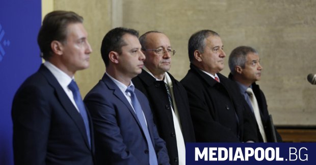 След година и половина протакане държавата се разбърза с пълното