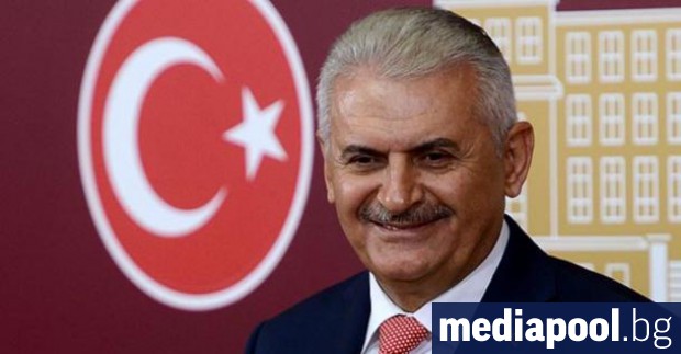 Бинали Йълдъръм Турският министър председател Бинали Йълдъръм е поискал от гръцкия
