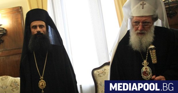 Новоизбраният митрополит Даниил и патриарх Неофит сн БГНЕС Драговитийският епископ