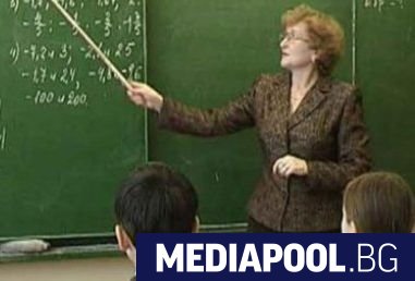 В следващите 8 години над 40 от българските учители предстои
