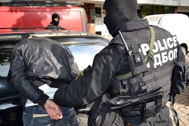 Разбитата в Казанлък наркобанда искала да се реализира в Австрия