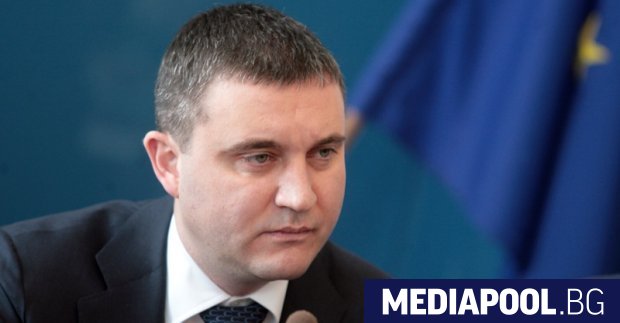 Владислав Горанов Финансовият министър Владислав Горанов е против държавата да