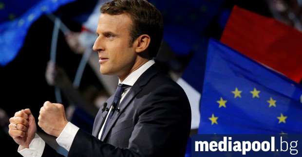 Френският президент Еманюел Макрон Рейтингът на доверие към президента на