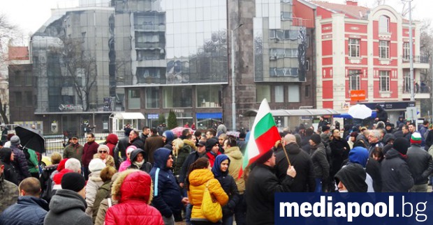 Във вторник изтича 72 часовата мярка за задържане на пловдивския рентгенолог