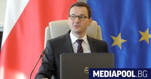 Матеуш Моравецки Председателят на Европейската комисия Жан Клод Юнкер прие отново