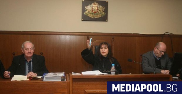 Съдия Виржиния Петрова ще се произнесе по късно във вторник по