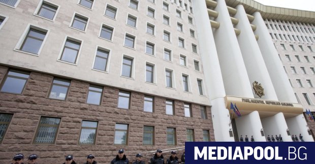 Сн БГНЕС Молдовските власти планират да се откажат от наборната