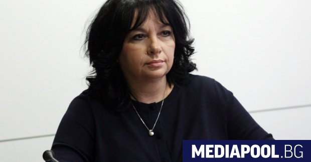 Министърът на енергетиката в оставка Теменужка Петкова излезе в отпуск
