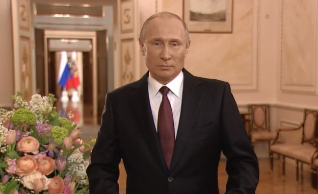 Путин поздрави жените със стихотворение за 8 март