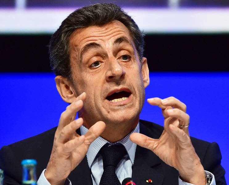 Саркози бе задържан и разпитан заради афера с финансиране от Либия