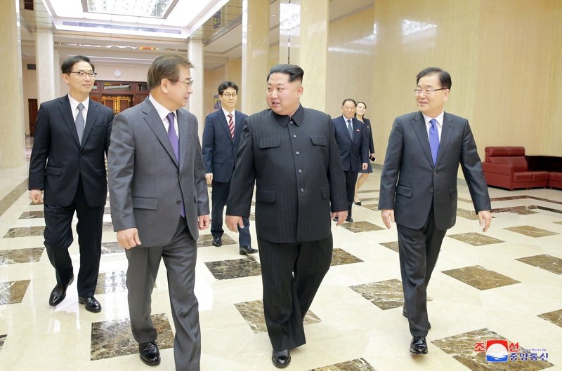 Ким Чен-ун с образ на държавник след срещата с южнокорейската делегация