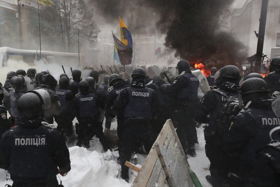 Сблъсъци между  поддръжници на Саакашвили и полиция в Киев