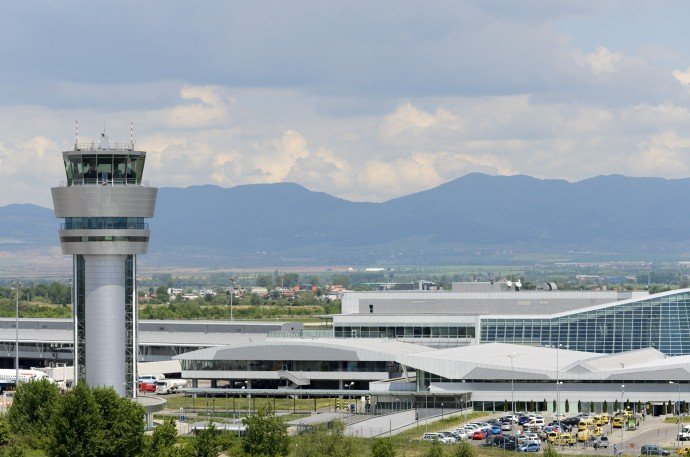 Ръстът на пътниците през летище "София" е близо 4% през февруари