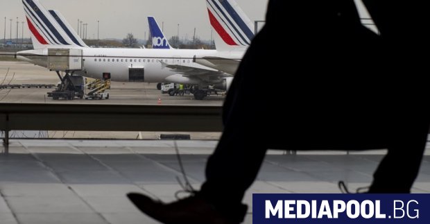 Около 30 от полетите на френската авиокомпания Ер Франс Air