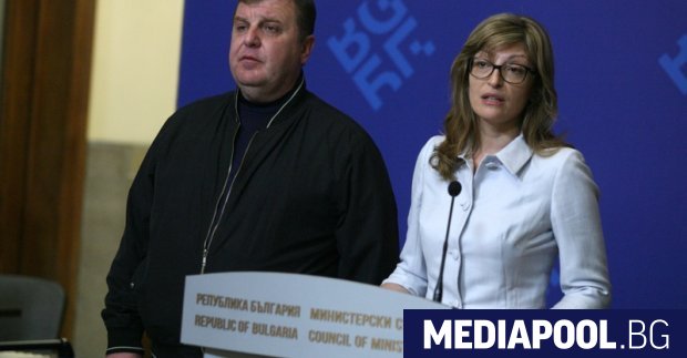 Вицепремиерите Красимир Каракачанов и Екатерина Захариева. БГНЕС Както се очакваше,