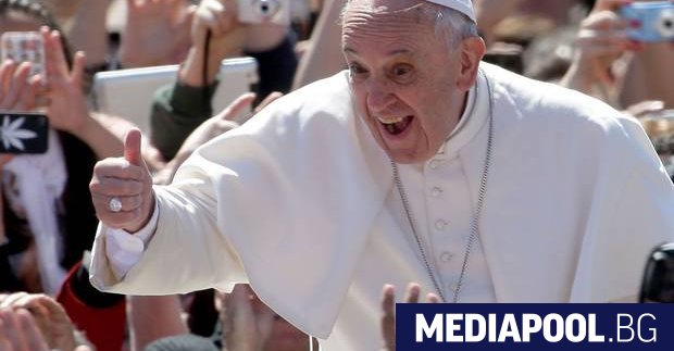 Папа Франциск Членовете на мафията в Италия много от които
