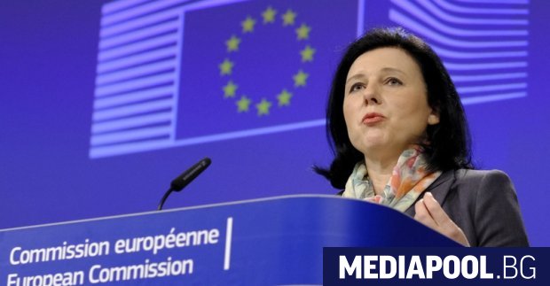 Европейската комисия поиска от Фейсбук до две седмици да отговори