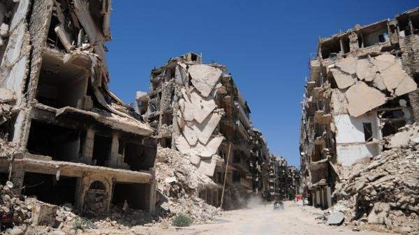 Предполагаема химическа атака взе над 100 цивилни жертви в Сирия