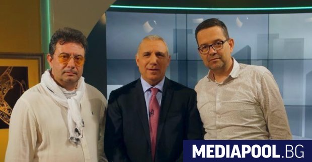 Генералният директор на БНТ Константин Каменаров с Христо Стоичков и