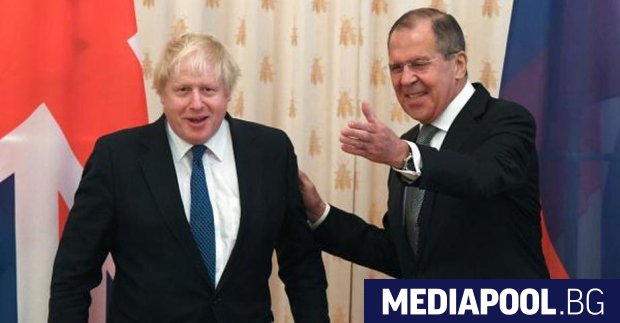 Руският външен министър Сергей Лавров напомни на британския си колега